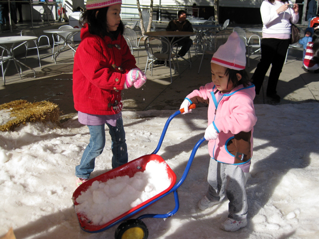 Sarah and Maya in the Snow