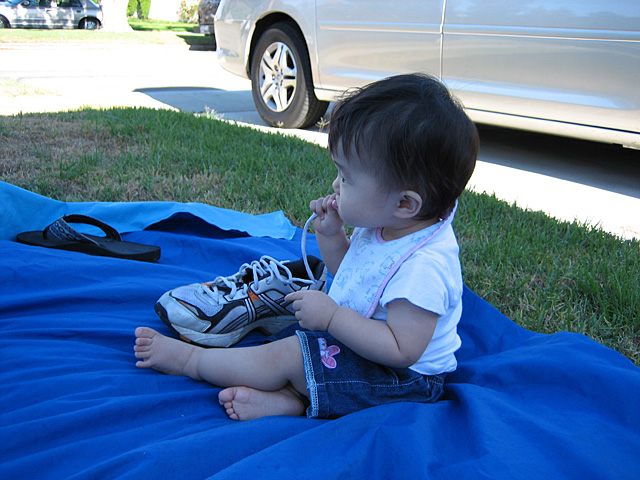 Miranda and the Shoelace