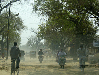 road to fatehpur sikri